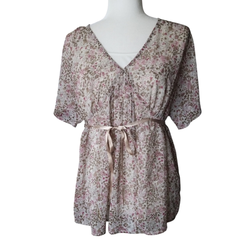 Oh Baby by Motherhood Cream and Tan Tie Front Blouse